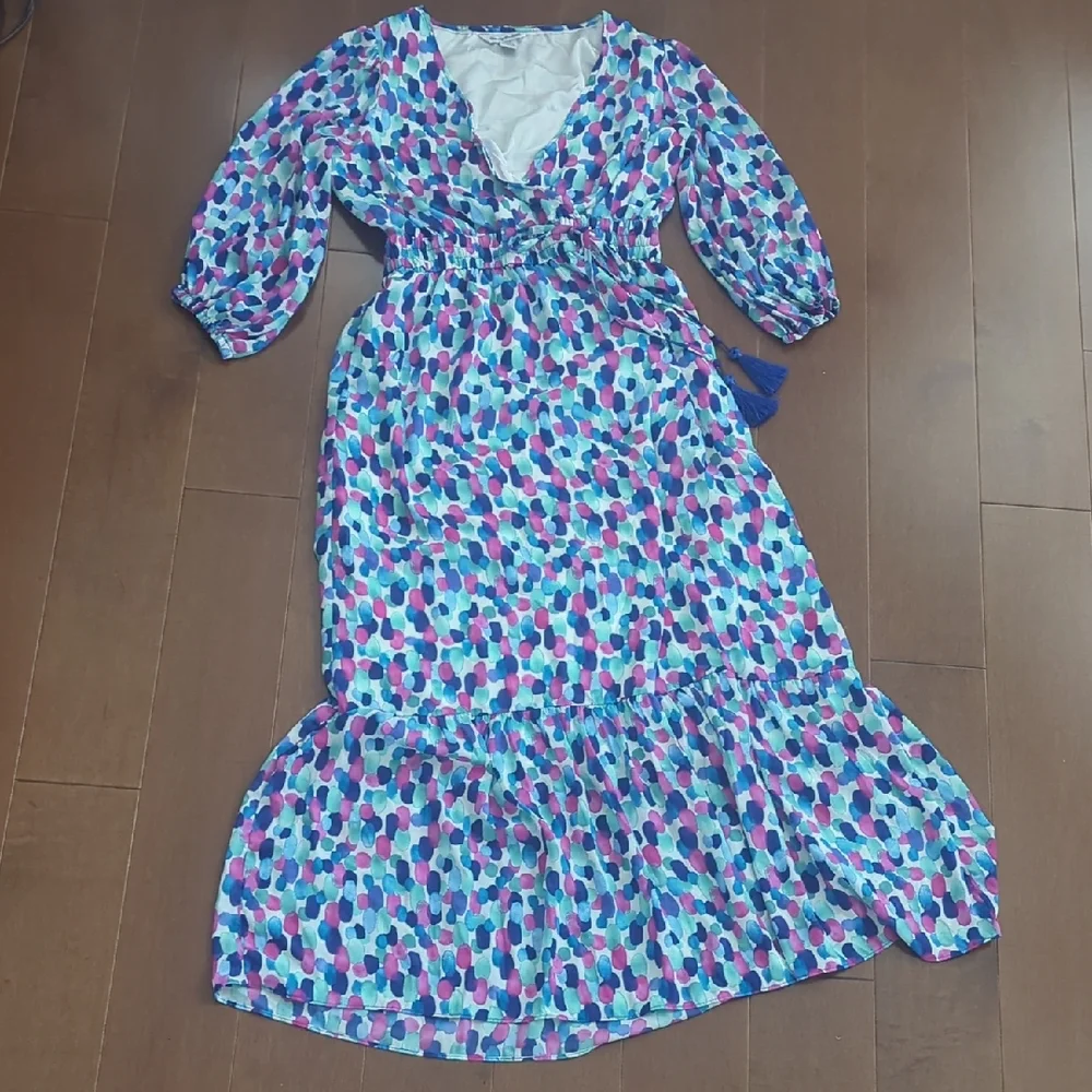 🌴NWOT Tommy Bahama Blue and Purple Patterned Dress - Picture 2 of 6